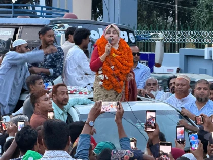 মাদারীপুরে সংরক্ষিত মহিলা আসনের এমপি হেলেন জেরিন খানকে সংবর্ধনা