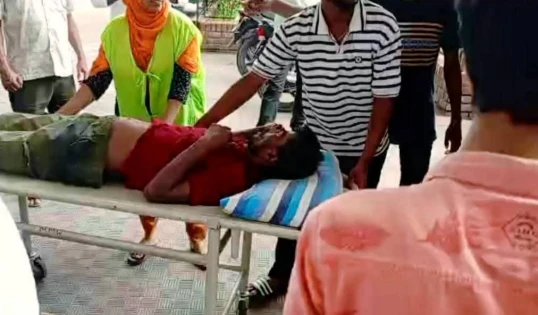 প্রমাণ নষ্টে ৩১ পিস ইয়াবা গিলে ফেললেন মাদক ব্যবসায়ী, মৃত্যুর সঙ্গে লড়াই