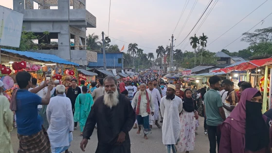 Image related to বাগেরহাটে ঐতিহ্যবাহী খানাজাহান আলী (রহঃ) এর মাজারে মেলা শুরু
