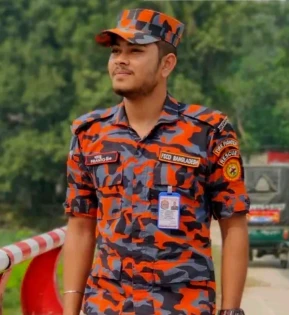 অসুস্থ বাবাকে দেখতে যাওয়ার পথে প্রাণ হারালেন ফায়ার ফাইটার