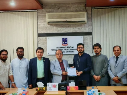 ঢাবি উপাচার্যকে ছাত্রশিবিরের স্মারকলিপি প্রদান ও মতবিনিময় অনুষ্ঠিত