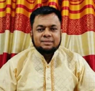 নোয়াখালীতে ছাত্রীকে ব্ল্যাকমেইল করে ধর্ষণ, প্রধান শিক্ষক গ্রেপ্তার