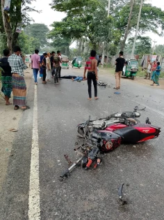 নোয়াখালীতে ট্রাকের ধাক্কায় তরুণ নিহত