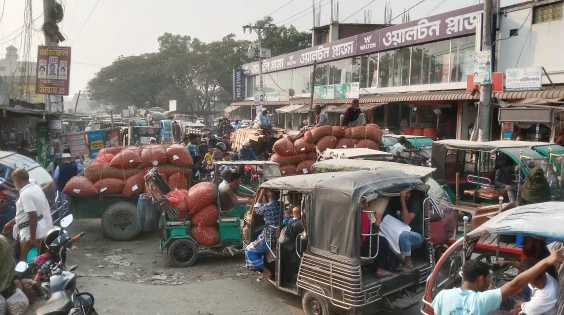 image for তাড়াইলে জ্যামের ভুগান্তিতে অতিষ্ঠ পথযাত্রী