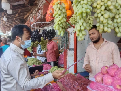 image for নিরাপদ খাদ্য নিশ্চিত করণে তাড়াইলে মোবাইল কোর্ট অভিযান; ৮ ব্যবসায়ীকে জরিমানা