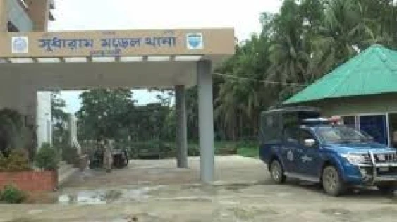 নোয়াখালীতে মোটরসাইকেল-পিকআপ সংঘর্ষে ২ তরুণের মৃত্যু