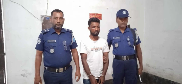 Image related to ফরিদপুরে মুক্তিপনের টাকা না পেয়ে চতুর্থ শ্রেণির শিক্ষার্থী তামিম কে হত্যা: ঘাতক তুহিন আটক