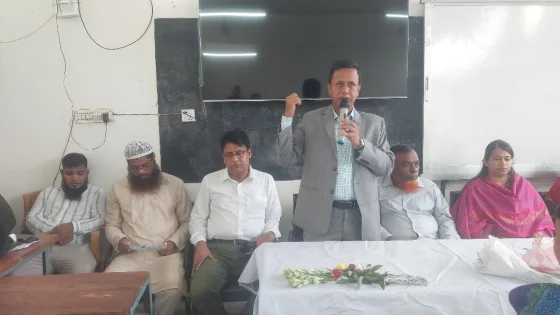 মাদারীপুরে দুটি বিদ্যালয়ে বিক্রেতা বিহীন সততা স্টোর উদ্বোধন
